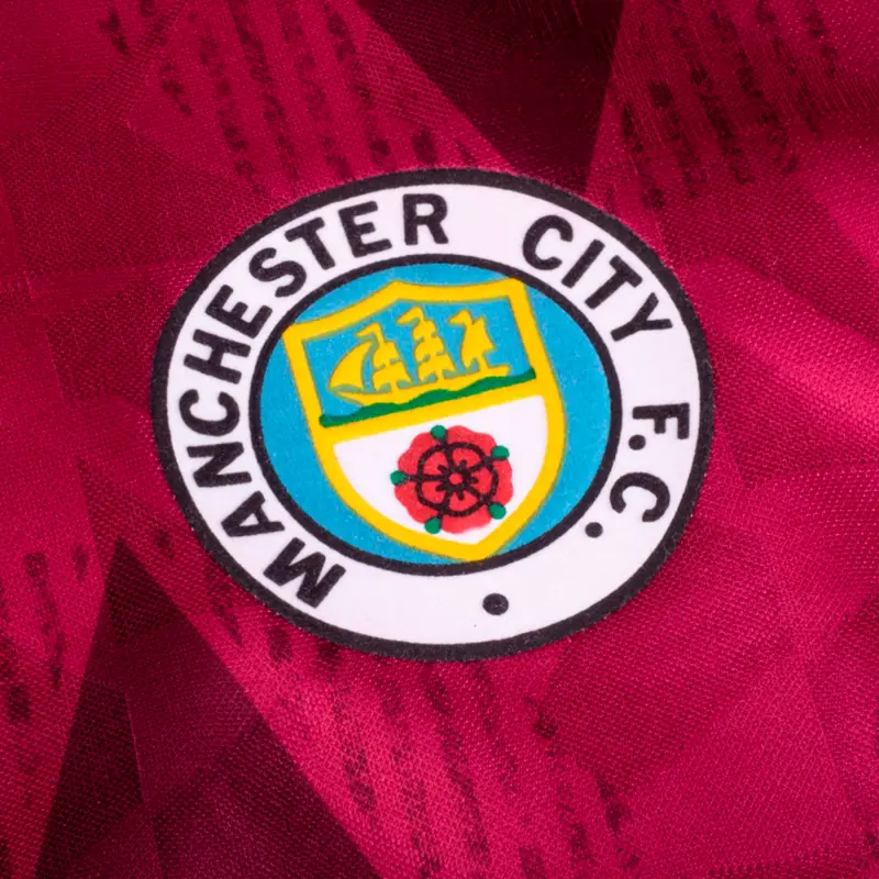 manchester-city-1989-away-shirt-701223643-burgundy