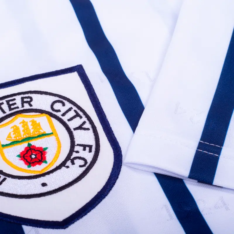 manchester-city-1993-away-shirt-701223693-white